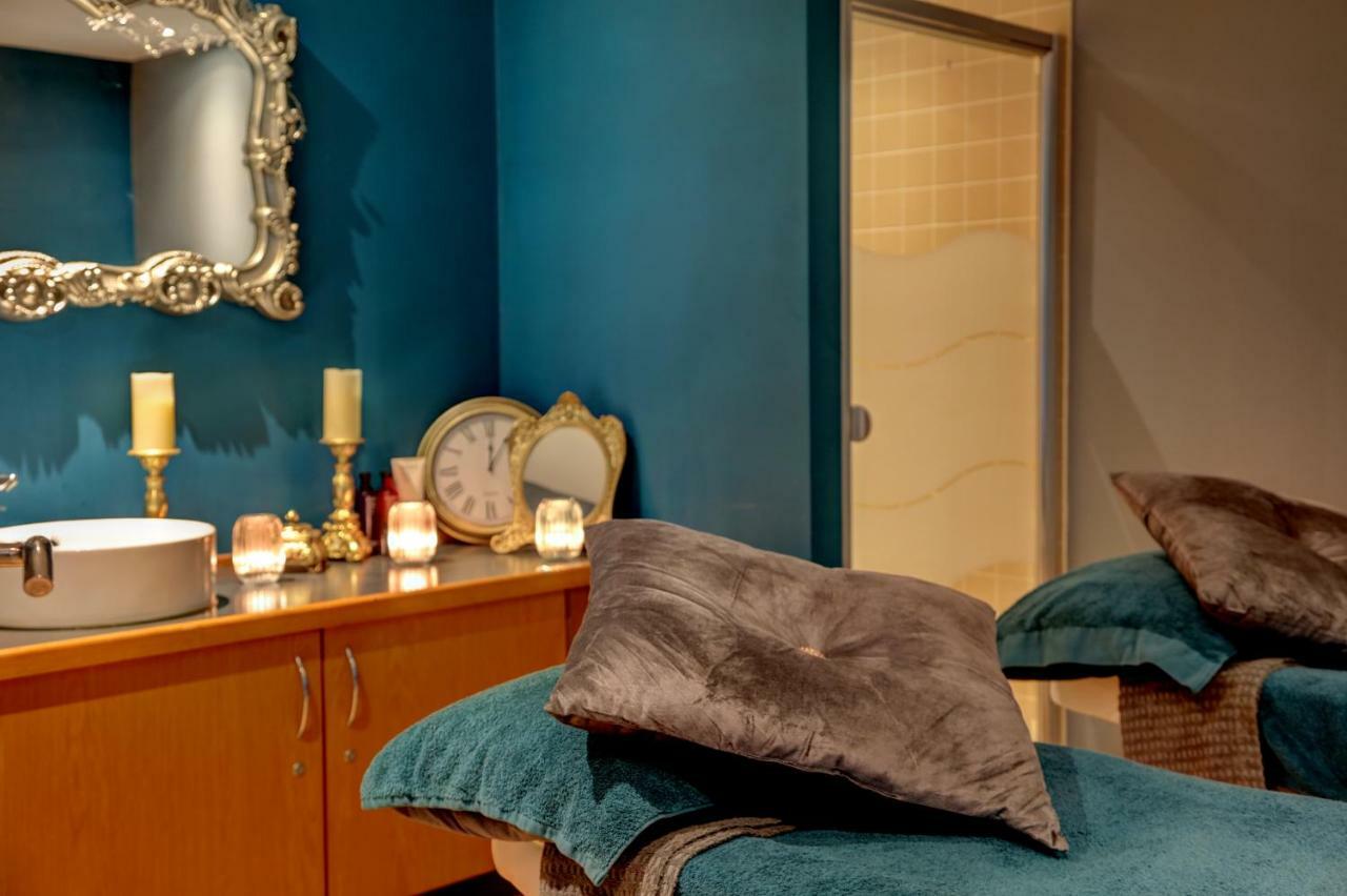Wild Pheasant Hotel & Spa Лланголлен Екстер'єр фото